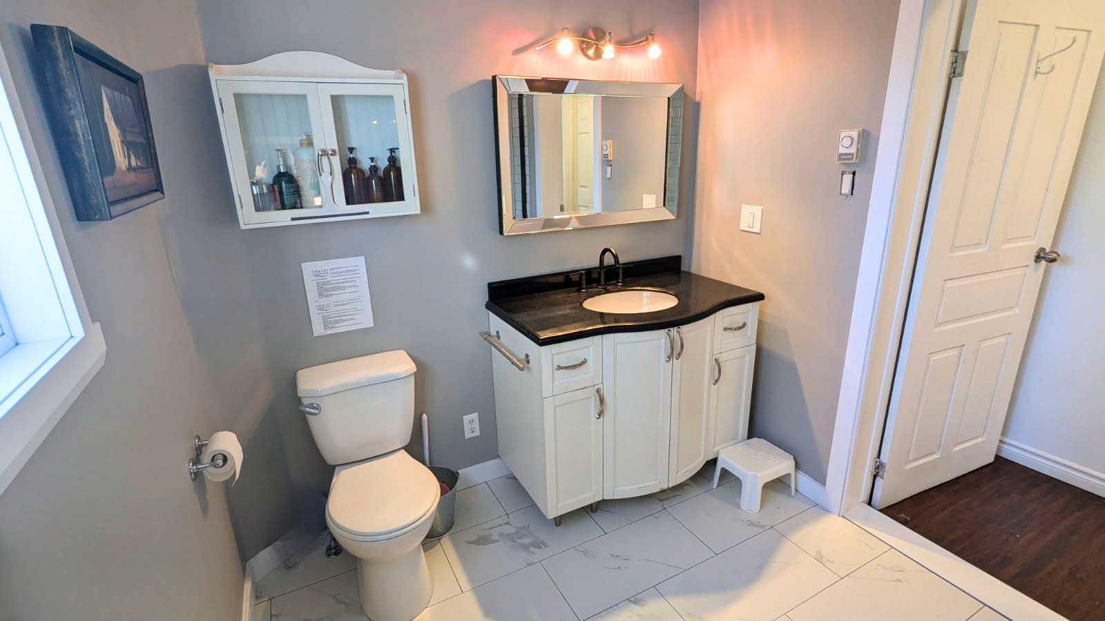 Salle de bian rez-de-chaussée – Modifié